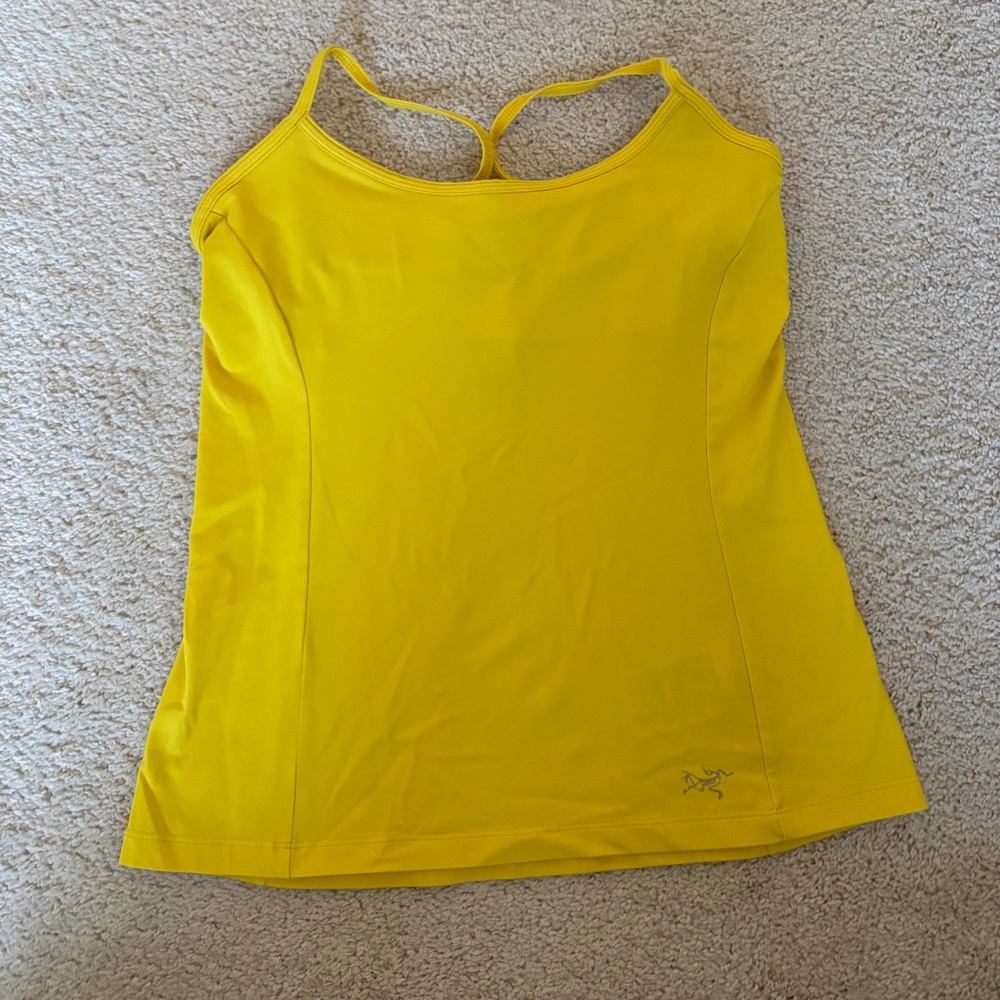 arc'teryx athletic top